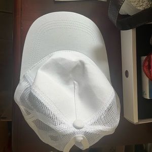 White high/low ponytail baseball cap